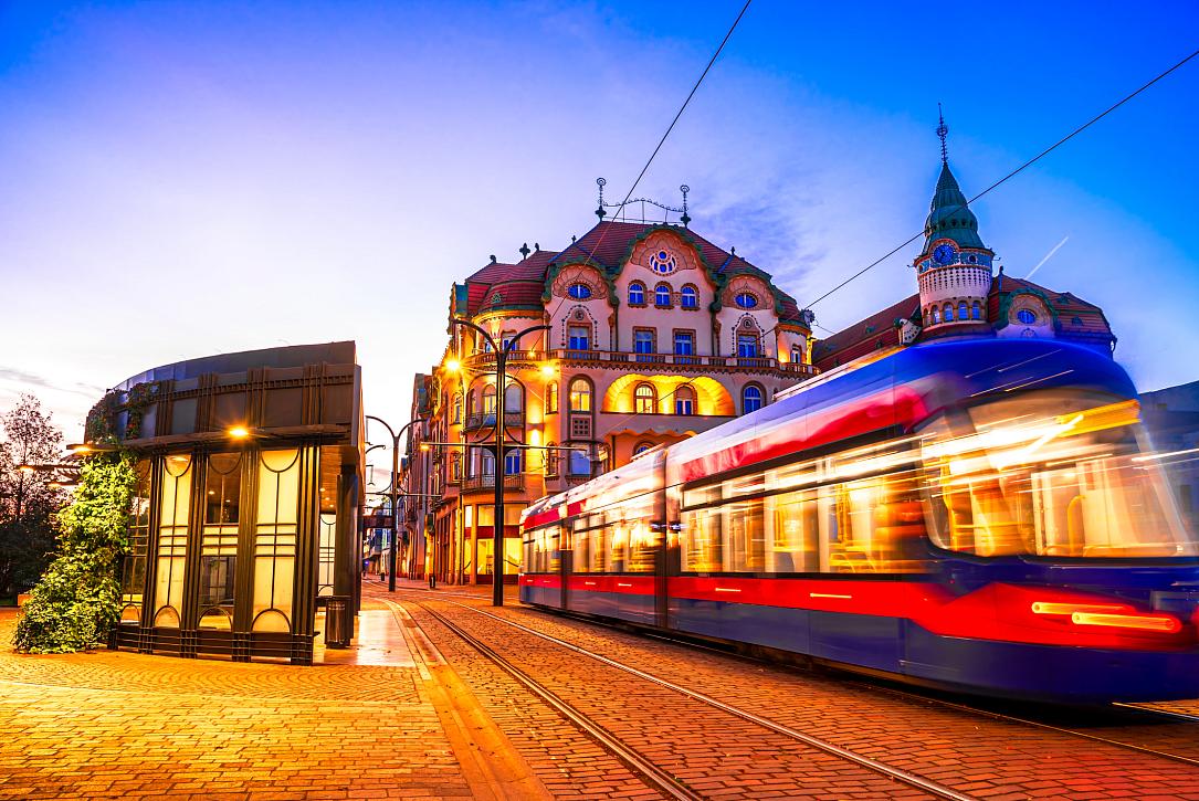 tram_oradea_blunker_dreamstime.com_